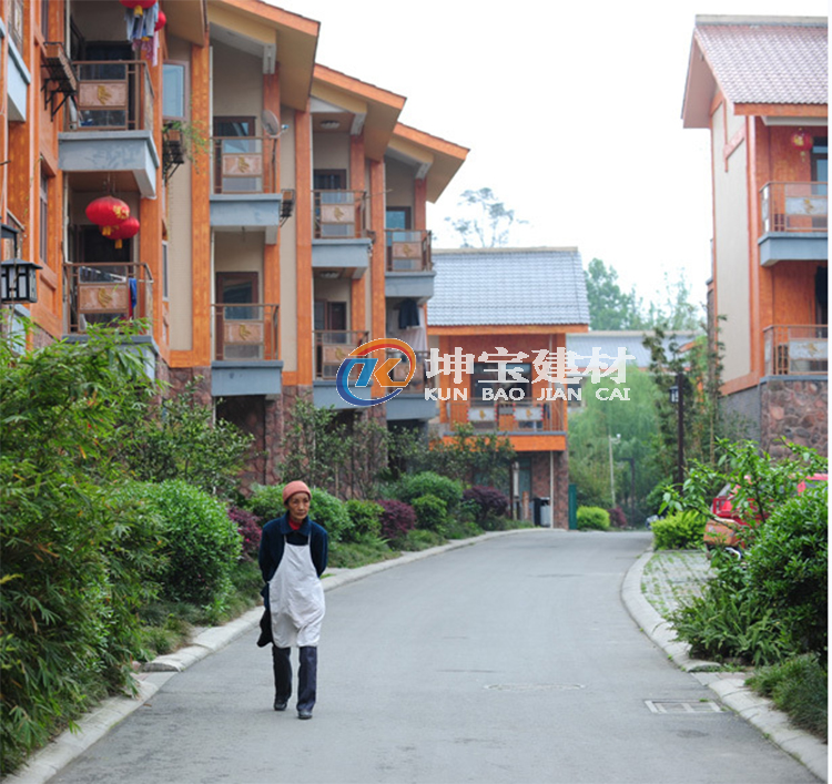 成都溫江萬春鎮(zhèn)幸福田園屋面使用合成樹脂瓦