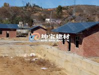 新建景區(qū)蓋上樹脂瓦，好一道靚麗風(fēng)景線！